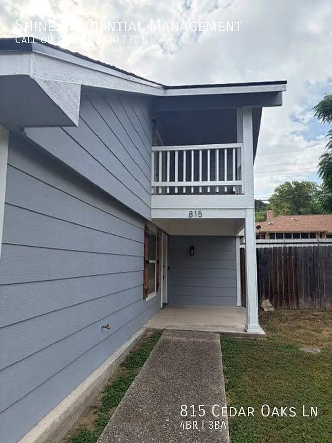 Feature spacious, fenced backyards, large decks, and and covered patios, ideal for relaxing or en... — Photo 4