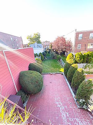1st image of 115 28th Ave #1
