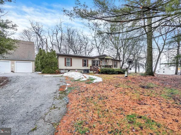 19367 Barrens Rd S, Stewartstown, PA 17363