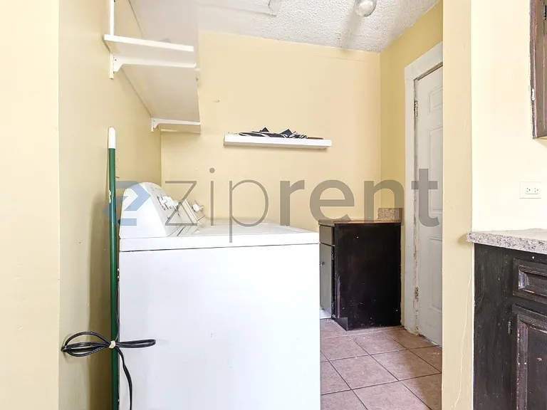 1301 N 6th Ave — Photo 5