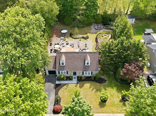 28 Westwood Drive, Bayville, NJ 08721