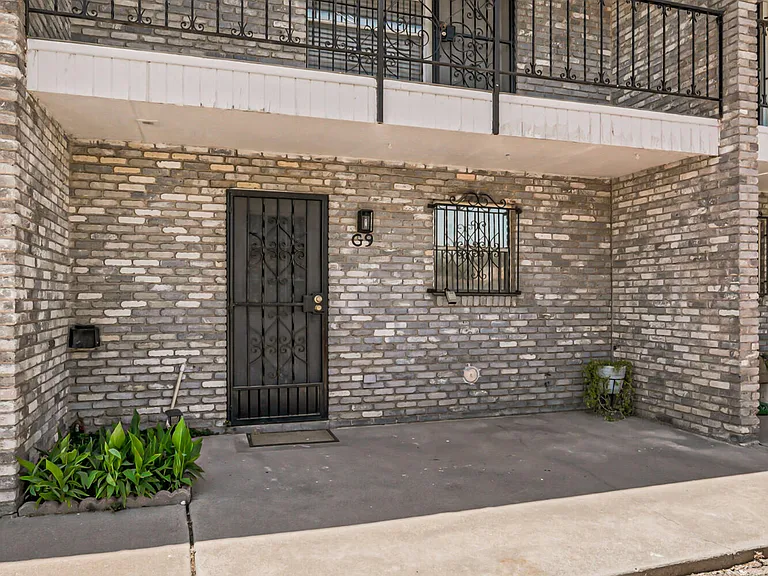 6700 Escondido Dr #G9 — Photo 34