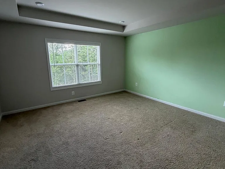 4105 Bolton Ct — Photo 17
