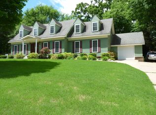 260 S Enid Ave, Russellville, AR 72801