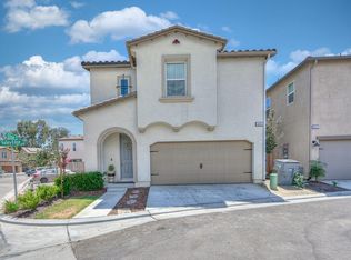 6341 E Valley Edge Dr, Fresno, CA 93727