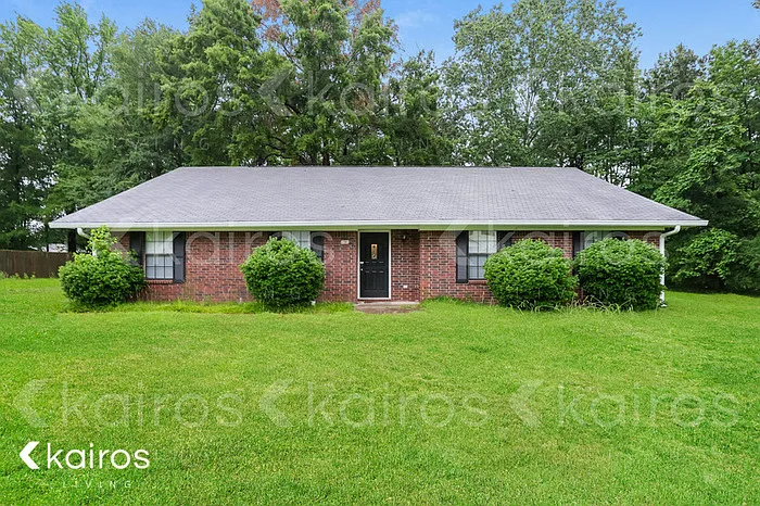 1003 Rosswood Colony Dr — Photo 1