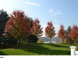 113 Overlook Dr, Media, PA 19063