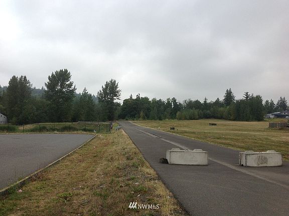 5th image of 4112 Bakerview Spur Road
