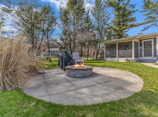 15526 Linn Ct, Spring Lake, MI 49456