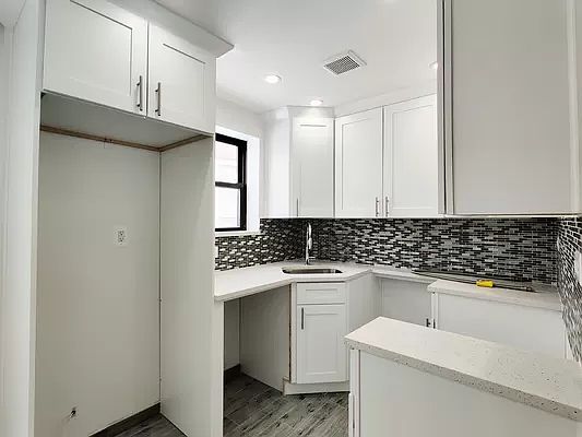 5th image of 68-22 136th St #A