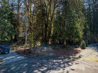 14054 Canyon Ln, Glacier, WA