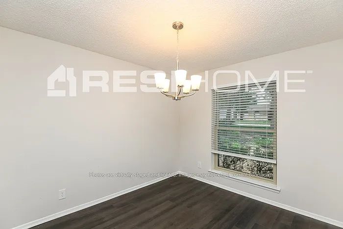 820 Timberoaks Dr — Photo 8