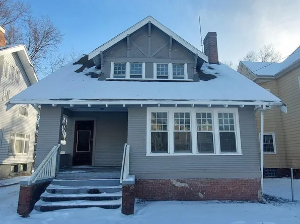 610 W Armstrong Ave, Peoria, IL 61606