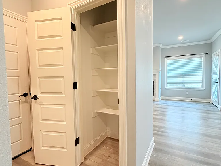 2310 SW Poppy St — Photo 12