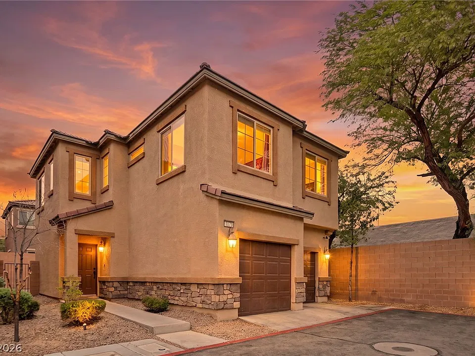1079 Valley Light Ave