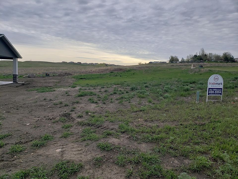 4610 Crown Point Rd NW, Mandan, ND 58554 Zillow