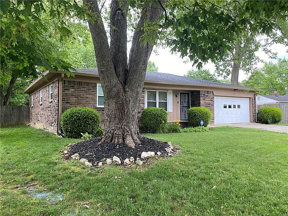 2nd image of 11240 Moores Cir