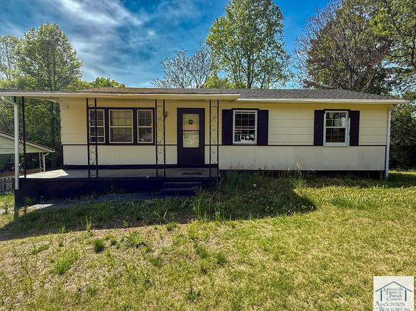 66 Valentine Ct, Martinsville, VA 24112