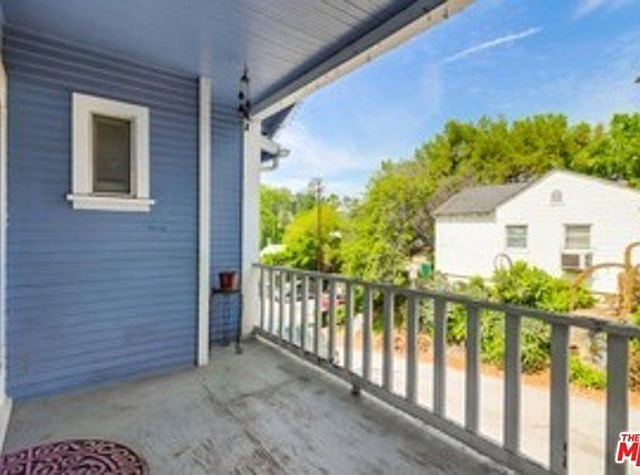 3rd image of 2100 Roselin Pl