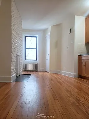 Rented by City Connections Realty | media 13