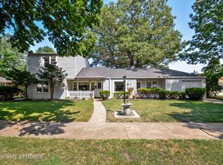 9339 S 49th Ct, Oak Lawn, IL 60453