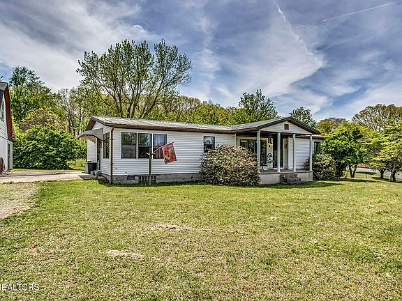 5th image of 223 Reed Rd