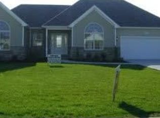 2717 Driftwood Dr, Niagara Falls, NY 14304