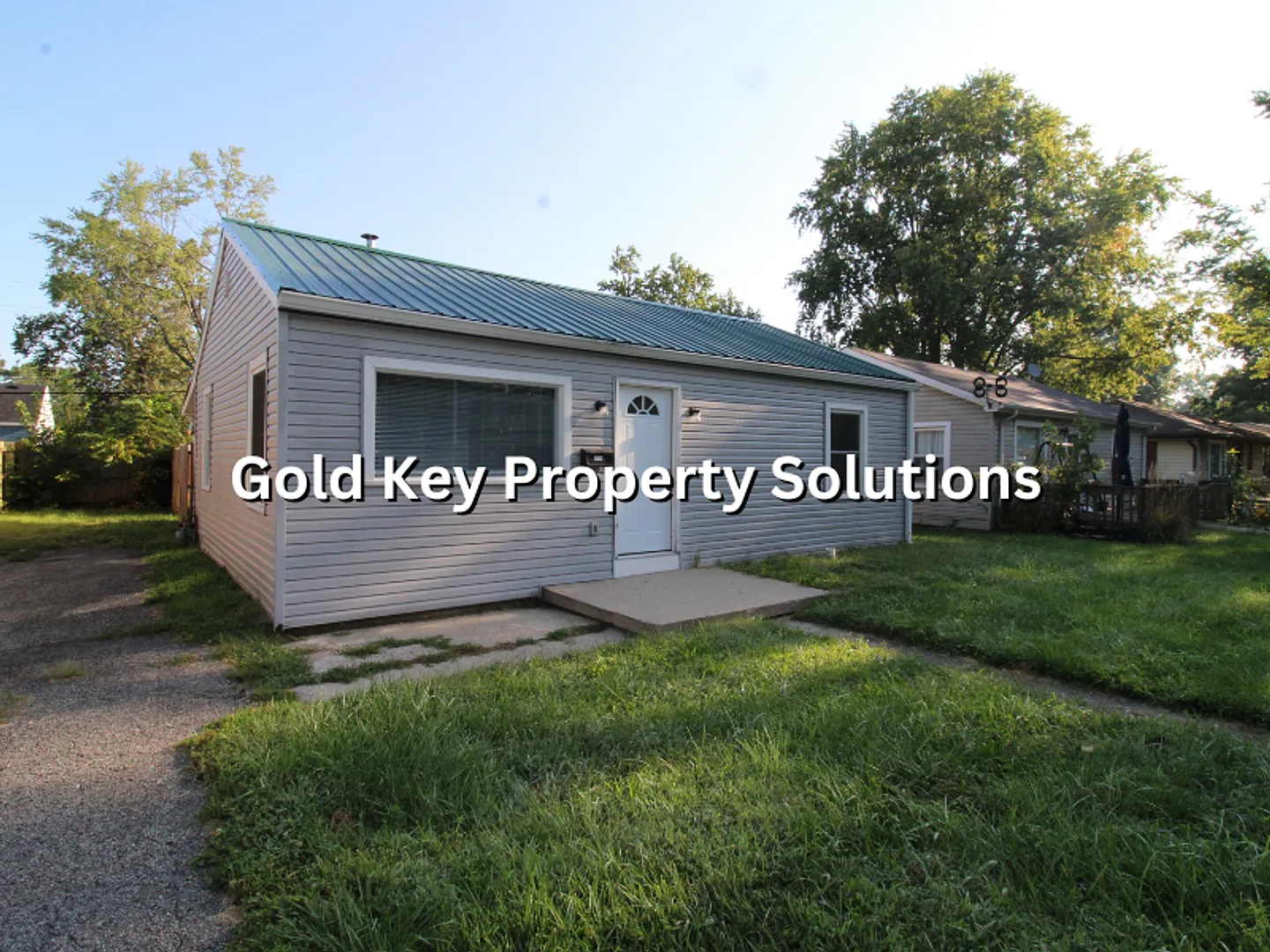 Beautifully Updated 3 Br 2 Ba House With Central Air (No Section 8) — Photo 3