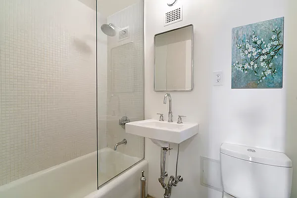 Sold by Compass | media 18