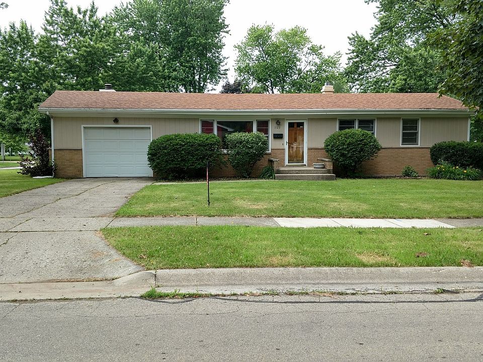 1st image of 1123 Holmes Pl