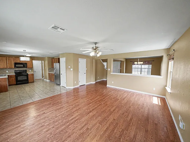 308 Prickly Pear Dr — Photo 9
