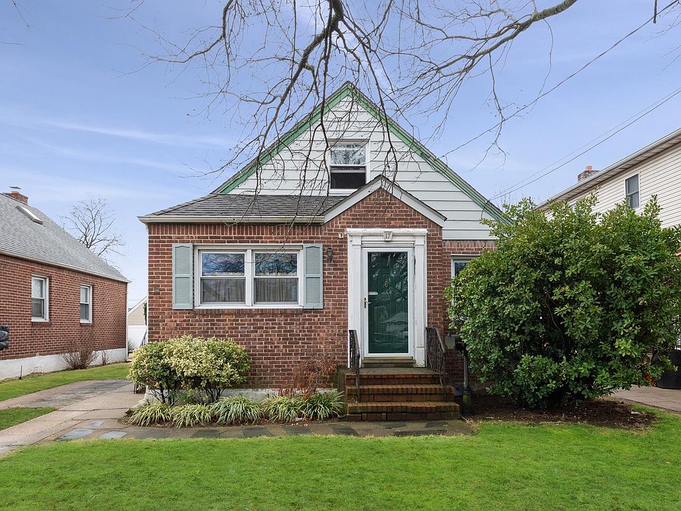 1st image of 17 Peach Grove Dr