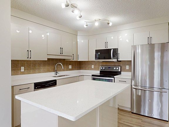 5th image of 1150 37b Ave NW