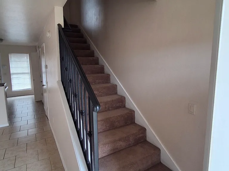 1501 Wade St #12 — Photo 3