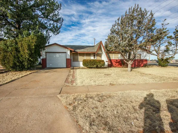 2040 Gerry Dr, Clovis, NM 88101