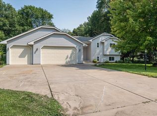 1781 Orchard Ln, White Bear Lake, MN 55110