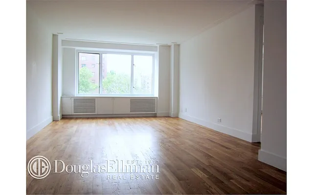 Rented by Douglas Elliman | media 17