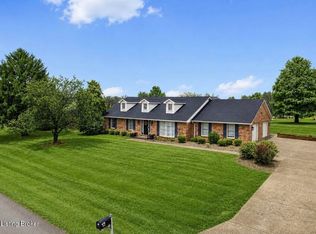 114 Windsor Ave, Bardstown, KY 40004