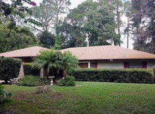 135 Poinciana Rd, Edgewater, FL 32141