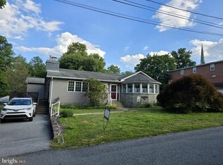 80 Park Ln, Glenmoore, PA 19343