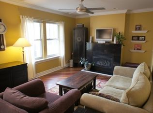 3139 W Palmer Blvd APT 3, Chicago, IL 60647