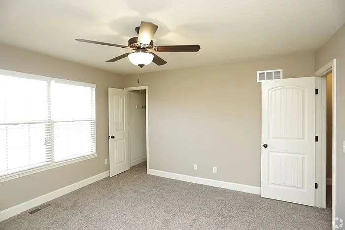 2126 SW Timbertrace Ln — Photo 11