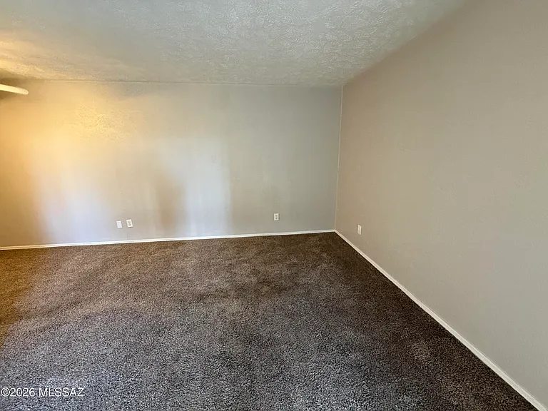 1620 N Wilmot Rd #D271 — Photo 4