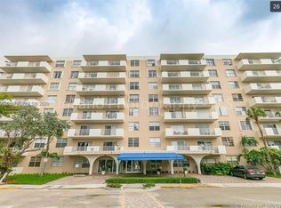 1455 N Treasure Dr APT 4M, North Bay Village, FL 33141