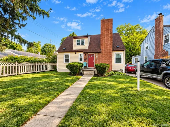 618 Chandler St, Flint, MI 48503