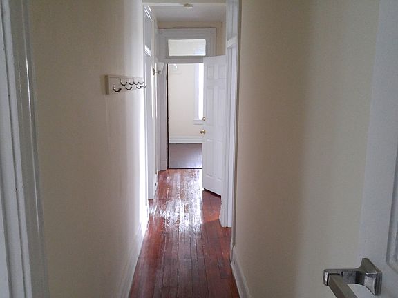 3rd image of 4022 Northrop St