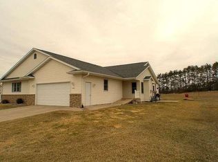 1225 Harvest Cir, Holmen, WI 54636