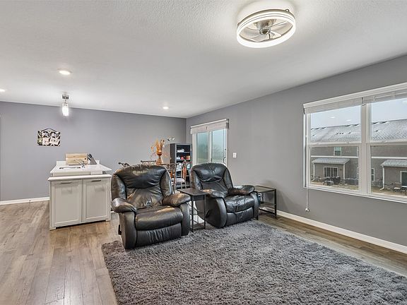 3rd image of 2202 Barry Dr