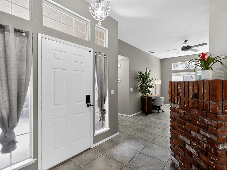 680 Canyon Creek Way — Photo 5