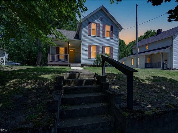 2nd image of 505 Brown St